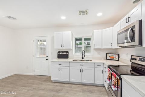 2230 E Cheery Lynn Rd, Phoenix, AZ 85016 photo 21