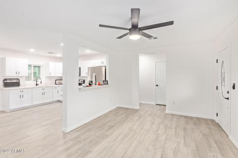 2230 E Cheery Lynn Rd, Phoenix, AZ 85016 photo 15