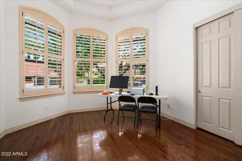 10 E Cactus Wren Dr, Phoenix, AZ 85020 photo 9