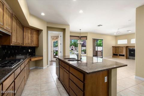 10 E Cactus Wren Dr, Phoenix, AZ 85020 photo 13