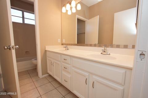 2511 E Taro Ln, Phoenix, AZ 85050 photo 13