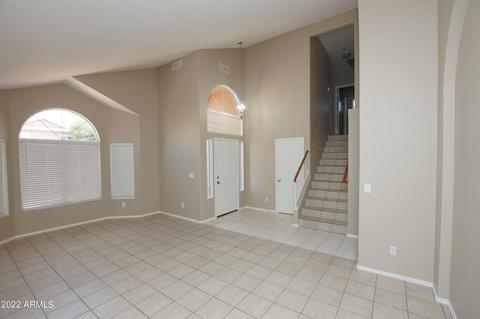 2511 E Taro Ln, Phoenix, AZ 85050 photo 8