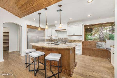 4411 N 47th Pl, Phoenix, AZ 85018 photo 9