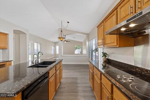 910 W Laredo Ave, Gilbert, AZ 85233 photo 11