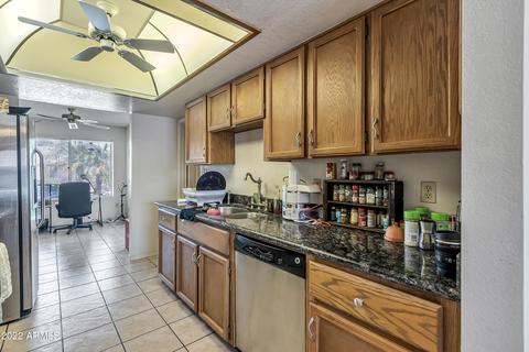 16 E Angela Dr, Phoenix, AZ 85022 photo 9