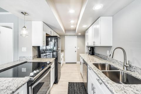 717 E North Ln #2, Phoenix, AZ 85020 photo 1
