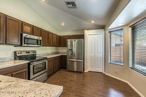 2865 E Toledo Ct, Gilbert, AZ 85295 photo 4