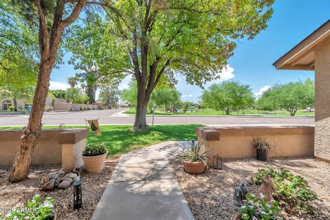 1858 E Caroline Ln, Tempe, AZ 85284 photo 2