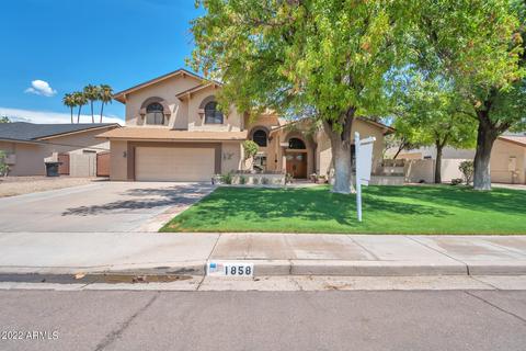 1858 E Caroline Ln, Tempe, AZ 85284 photo 1