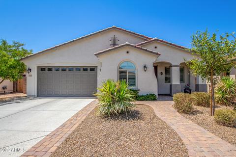 2551 Eleana Ln, Gilbert, AZ 85298 photo 3