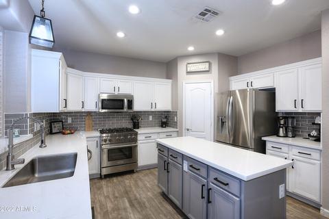 3915 E Thornton Ave, Gilbert, AZ 85297 photo 5