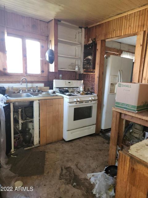 529 S High St, Globe, AZ 85501 photo 10