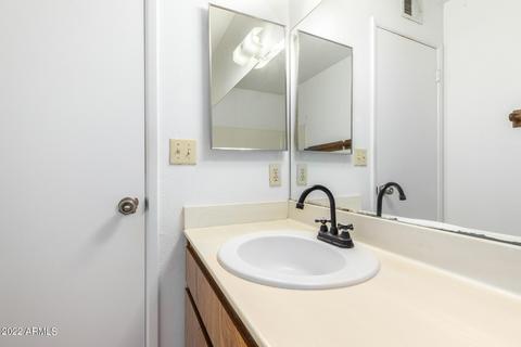 5631 S Mitchell Dr, Tempe, AZ 85283 photo 16