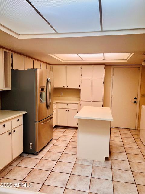 5631 S Mitchell Dr, Tempe, AZ 85283 photo 4
