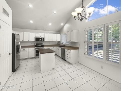 4316 E Millbrae Ln, Gilbert, AZ 85234 photo 9