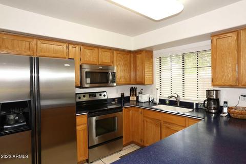 1124 E Rose Ln #18, Phoenix, AZ 85014 photo 7