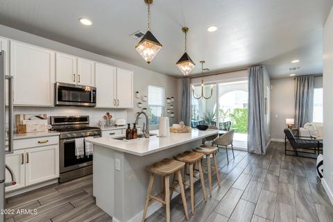 3709 E Cheery Lynn Rd, Phoenix, AZ 85018 photo 4