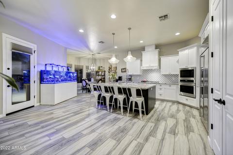 33909 N 3rd Dr, Phoenix, AZ 85085 photo 5