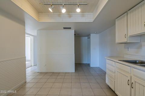 27 E Hampton Ave, Mesa, AZ 85210 photo 8