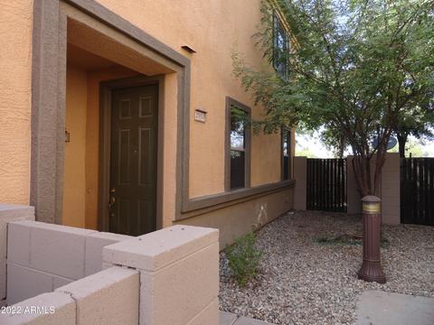 2954 E Dunbar Dr, Phoenix, AZ 85042 photo 3