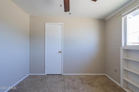 4008 N 63rd Dr, Phoenix, AZ 85033 photo 13