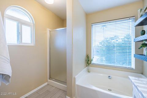 632 W Comstock Dr, Gilbert, AZ 85233 photo 30