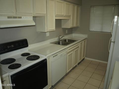810 E Colter St #53, Phoenix, AZ 85014 photo 4