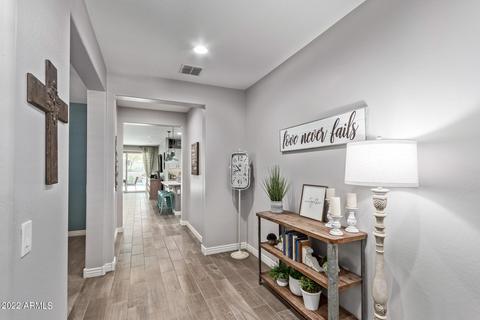 2685 E Saddlebrook Rd, Gilbert, AZ 85298 photo 2