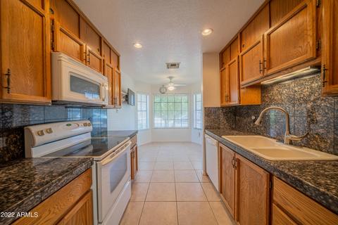 218 E Hartford Ave, Phoenix, AZ 85022 photo 4