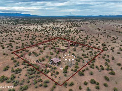 1550 W Java Dr, Ash Fork, AZ 86320 photo 3