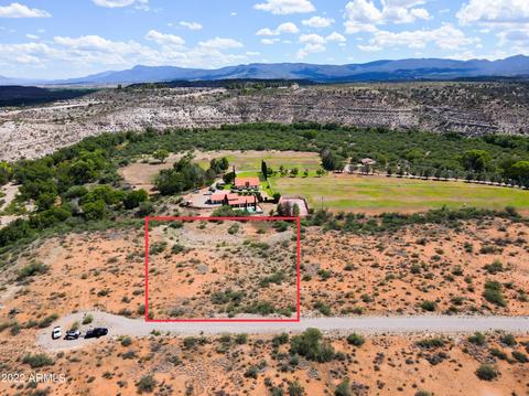 7103 E Vineyard Dr #-, Cornville, AZ 86325