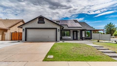 1055 S Buchanan St, Gilbert, AZ 85233 photo 2