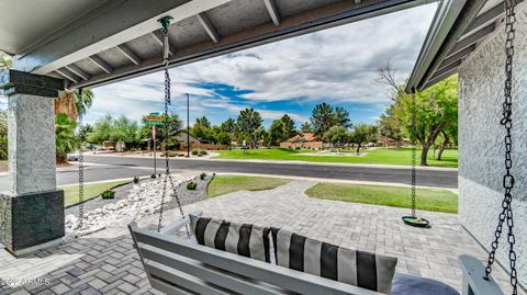 1055 S Buchanan St, Gilbert, AZ 85233 photo 4