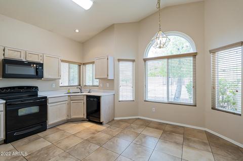 4302 E Chuckwalla Cyn, Phoenix, AZ 85044 photo 11