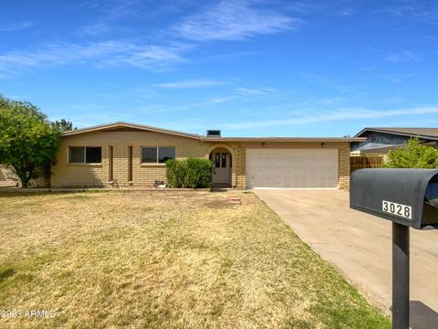 3028 W Laurel Ln, Phoenix, AZ 85029