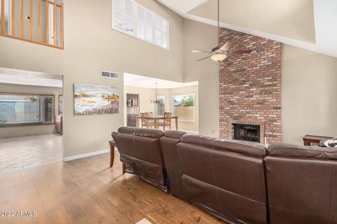 4632 E Carmen St, Phoenix, AZ 85044 photo 4