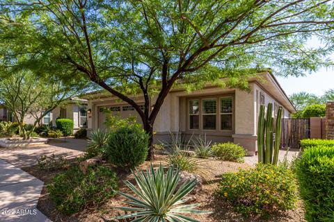 419 E Brisa Dr, Phoenix, AZ 85085 photo 2
