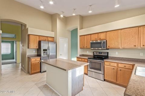 1462 E Sunrise Way, Gilbert, AZ 85296 photo 2