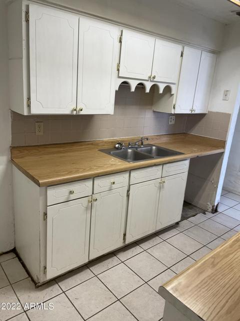 1639 E Violet Dr, Phoenix, AZ 85040 photo 11