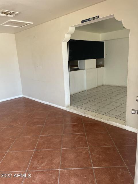 1639 E Violet Dr, Phoenix, AZ 85040 photo 9