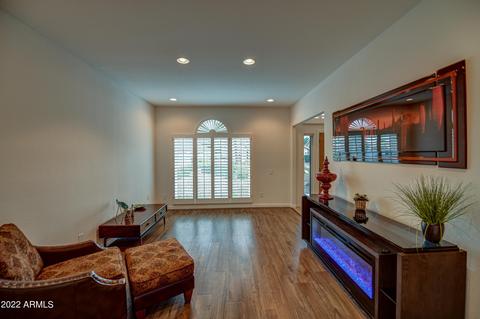 4220 E Wescott Dr, Phoenix, AZ 85050 photo 8