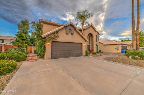 4220 E Wescott Dr, Phoenix, AZ 85050 photo 2