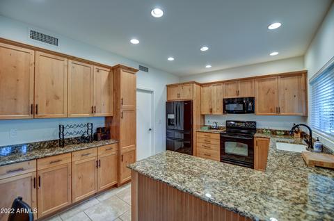 4220 E Wescott Dr, Phoenix, AZ 85050 photo 19