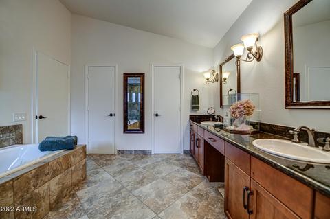 4220 E Wescott Dr, Phoenix, AZ 85050 photo 33