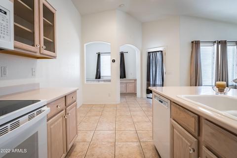 4013 E Wrangler Ct, Gilbert, AZ 85297 photo 12