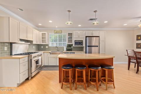 6701 N 14th Pl, Phoenix, AZ 85014 photo 9