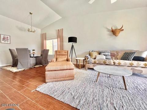 3319 E Rosemonte Dr, Phoenix, AZ 85050 photo 5