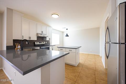 5825 S 31st Dr, Phoenix, AZ 85041 photo 5