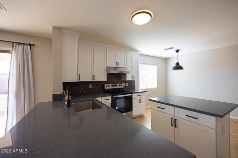 5825 S 31st Dr, Phoenix, AZ 85041 photo 10