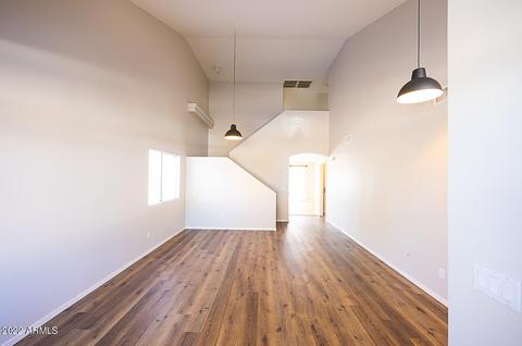 5825 S 31st Dr, Phoenix, AZ 85041 photo 3